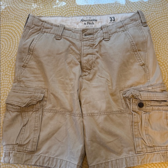 Abercrombie & Fitch Khaki Cargo Shorts Button Fly Distressed - Picture 1 of 6